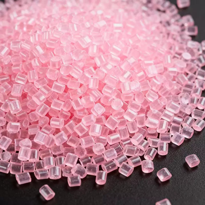 Black Specks in Clear Pellets: Estne Screw in culpa?