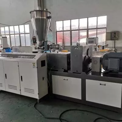 Una stupra Extruder Una stupra Extruder